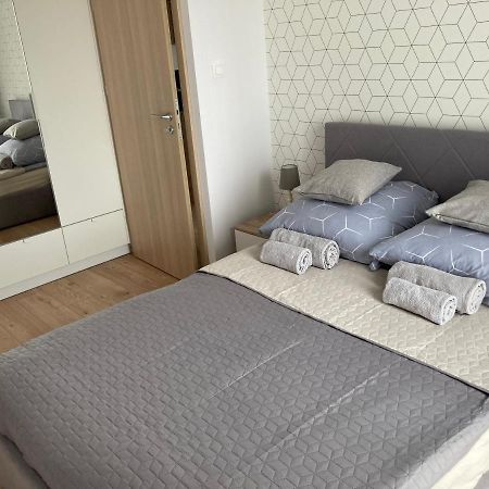 Rakowicka Modern Apartment คราคูฟ ภายนอก รูปภาพ